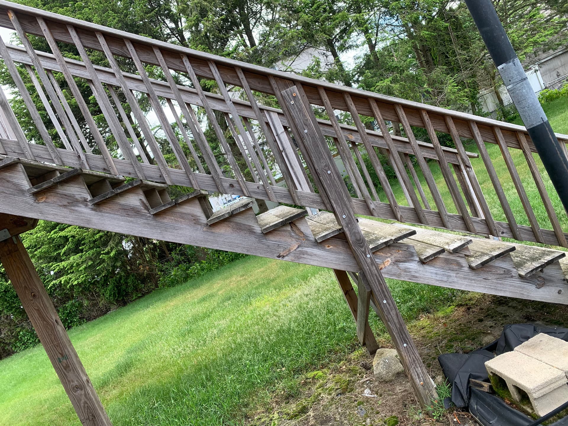 Gallery photos for Rotted Deck Stairs Rebuilt Solid and Up to Code: Image #2