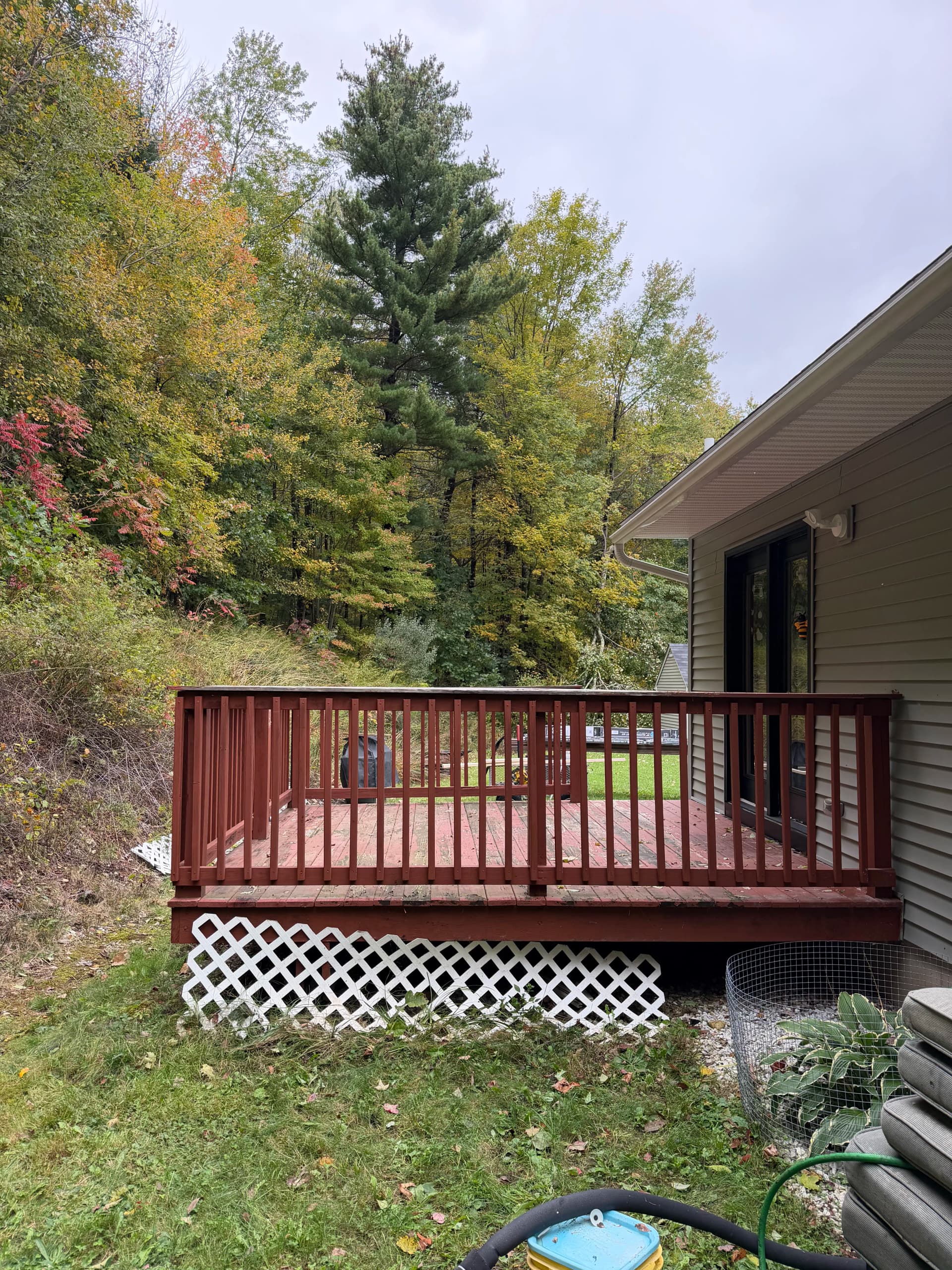 Gallery photos for Old Rotting Deck Gets a Full Composite Rebuild: Image #2