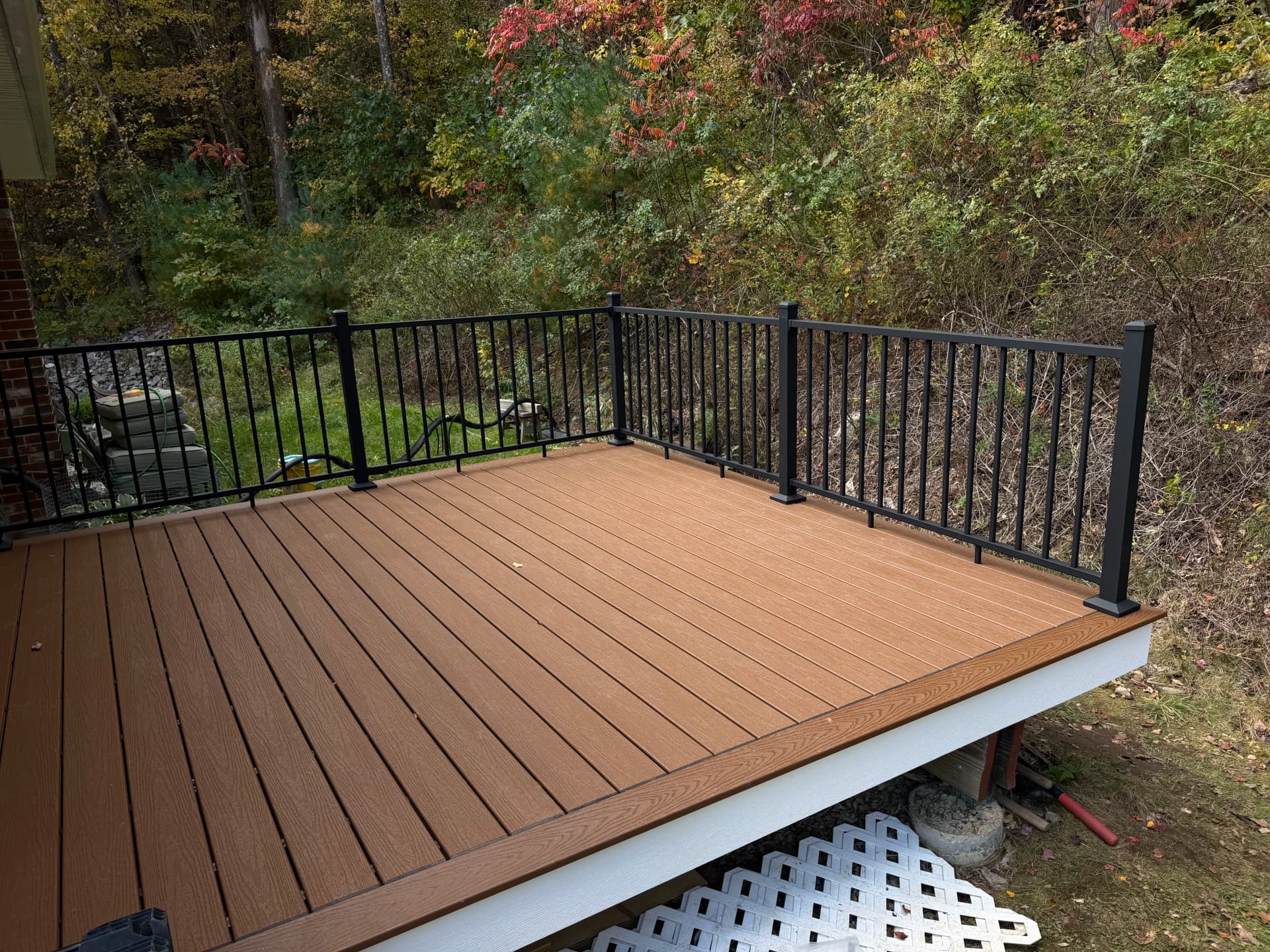 Gallery photos for Old Rotting Deck Gets a Full Composite Rebuild: Image #3